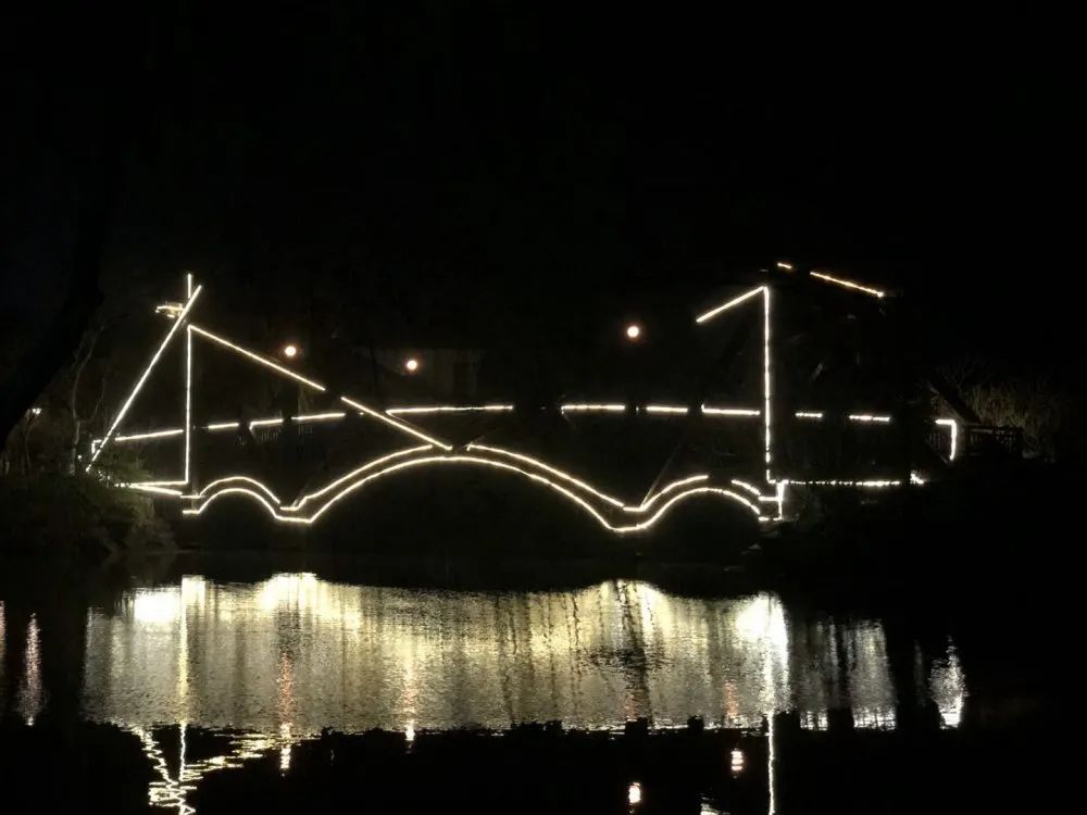 ny29_530175.jpg v14.jpg